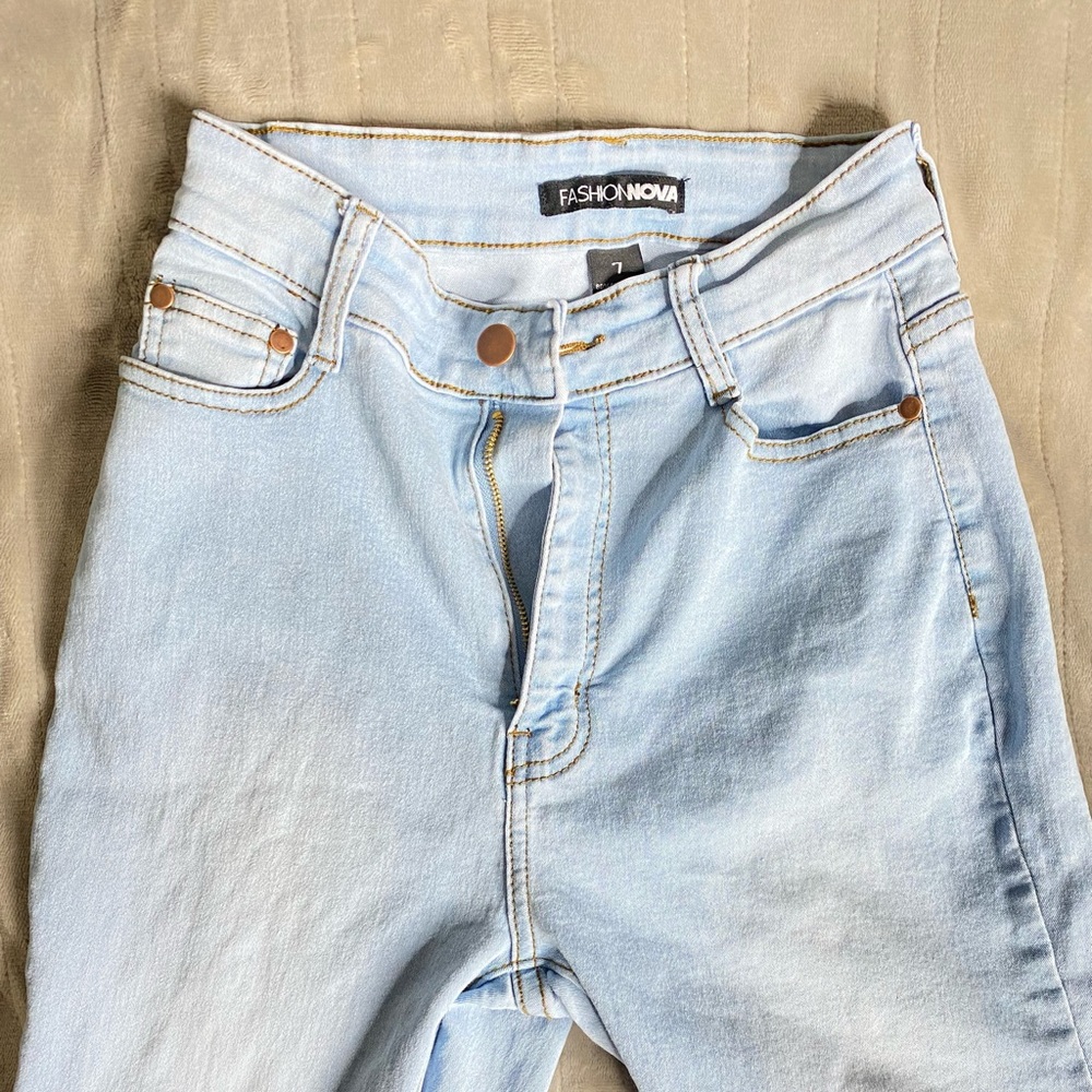 Fashionova jeans